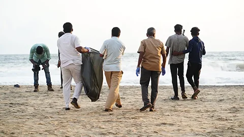 The beach clean-up and awareness campaign held at Kovalam - Image 9